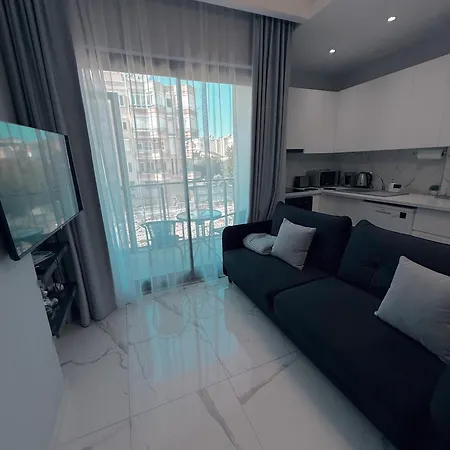 Apartament In In The Center By The Sea Alanya