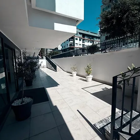 In In The Center By The Sea Apartament